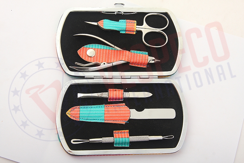 Manicure Pedicure Kits 